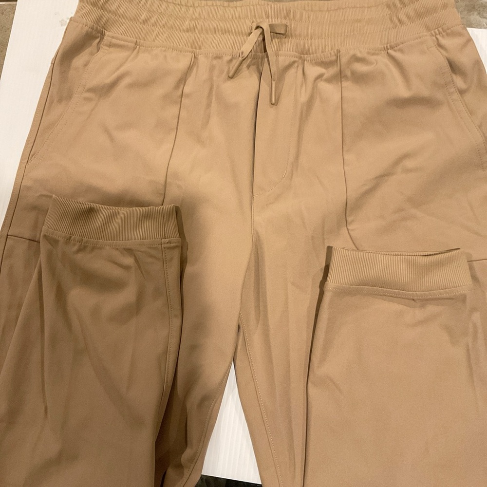 Men's Tan Jogger Pants